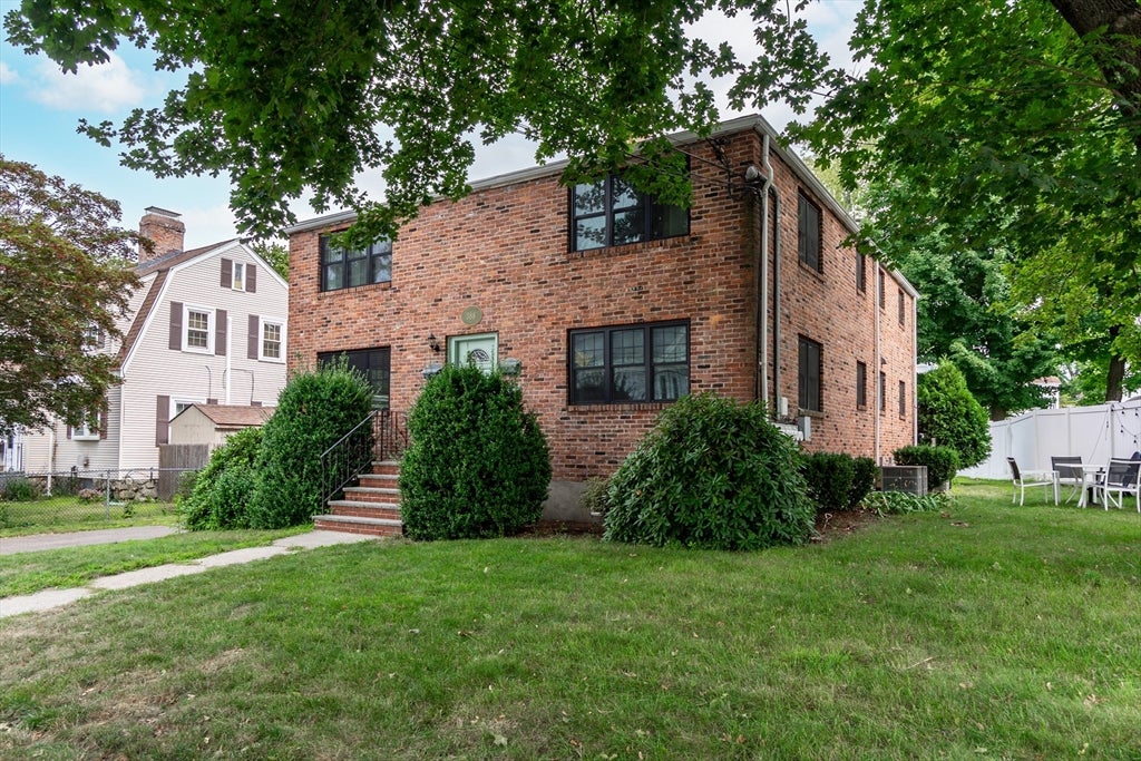 388 Crescent St #1, Waltham, MA Photo #24