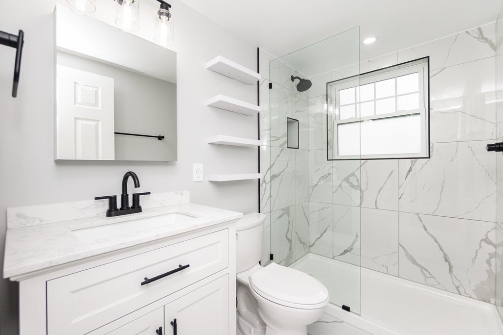 388 Crescent St #1, Waltham, MA Photo #11