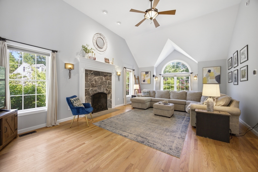 8 Evergreen Drive
