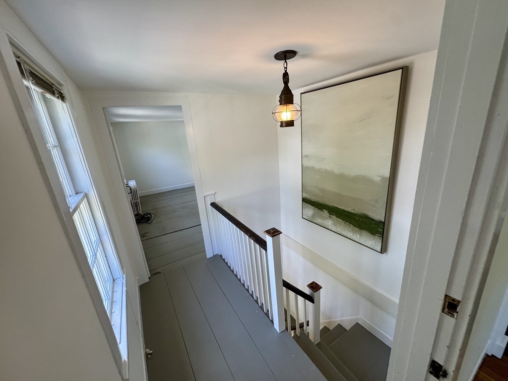 198 Main St 2