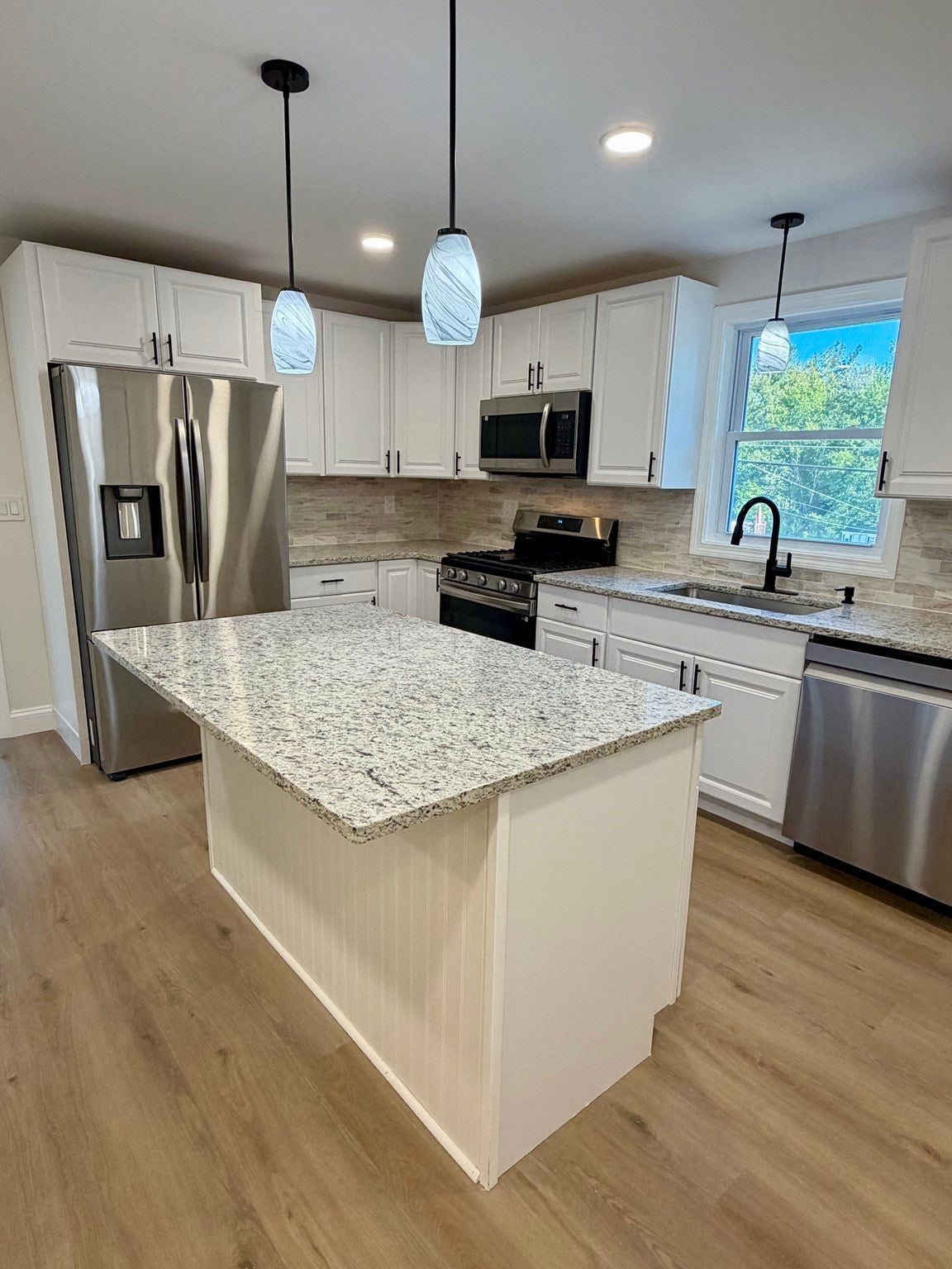 19 New Searles Rd, Nashua, NH, 19 New Searles Rd, Nashua, NH Photo #8