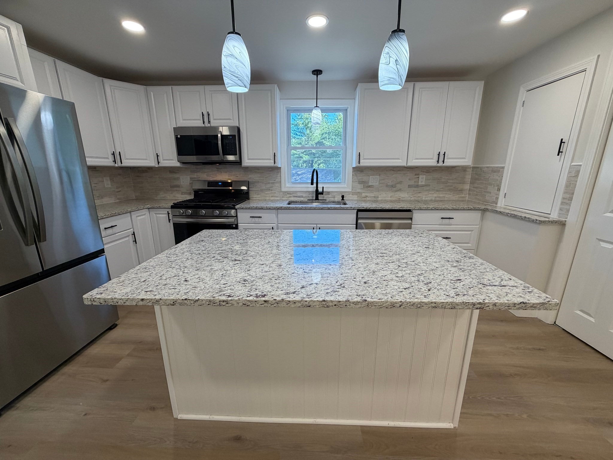 19 New Searles Rd, Nashua, NH, 19 New Searles Rd, Nashua, NH Photo #6