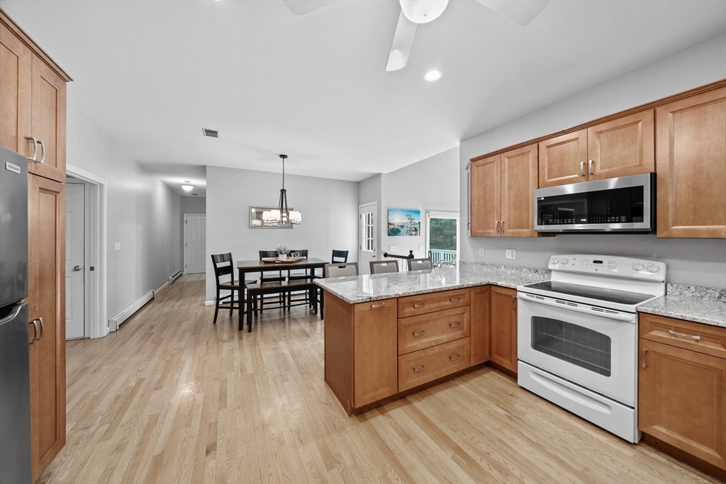 7 Hemlock St