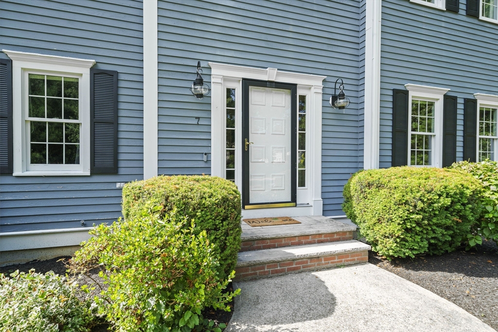 7 Hemlock St