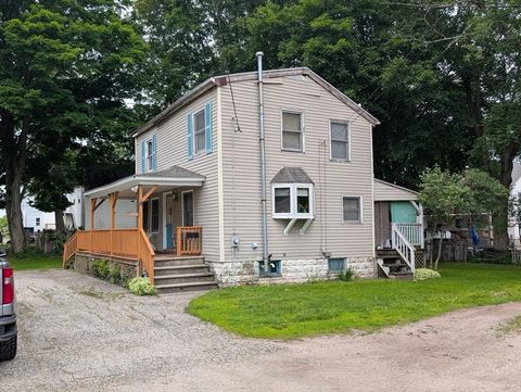 8 May St Webster MA 01570