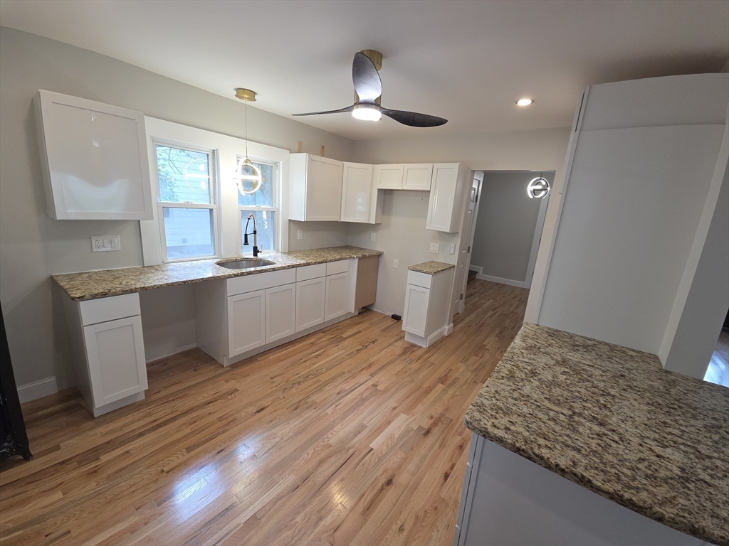 49 Corona St