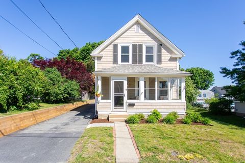 Photo of 9 Hamilton St, Plymouth, MA 02360 (MLS # 73530172)