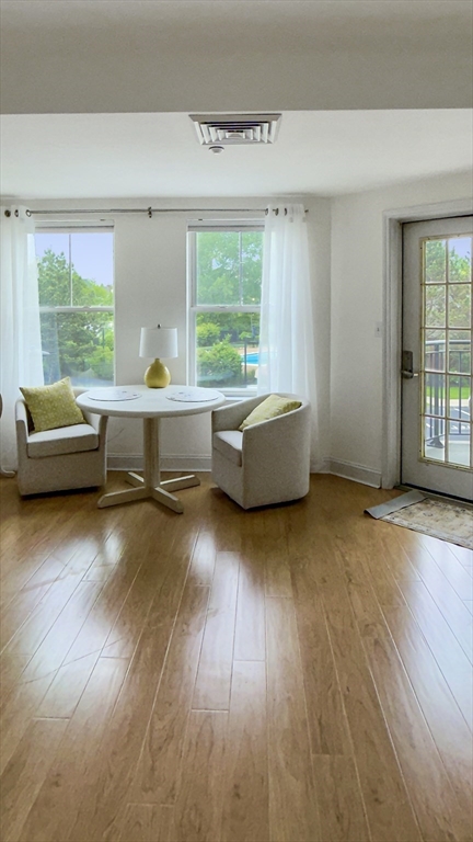 10 Seaport Dr 2209