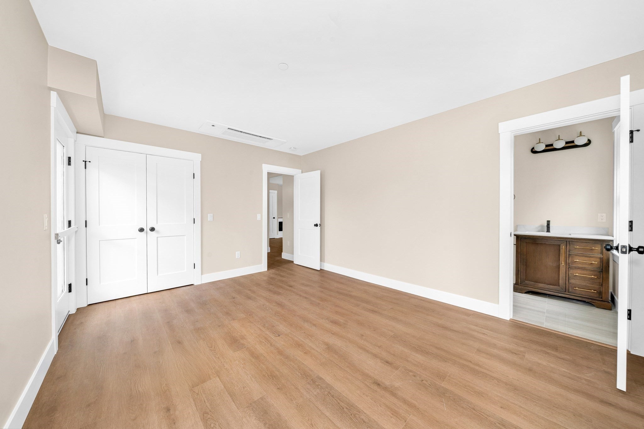26 Friend Street #B, Amesbury, MA, 26 Friend Street #B, Amesbury, MA Photo #22