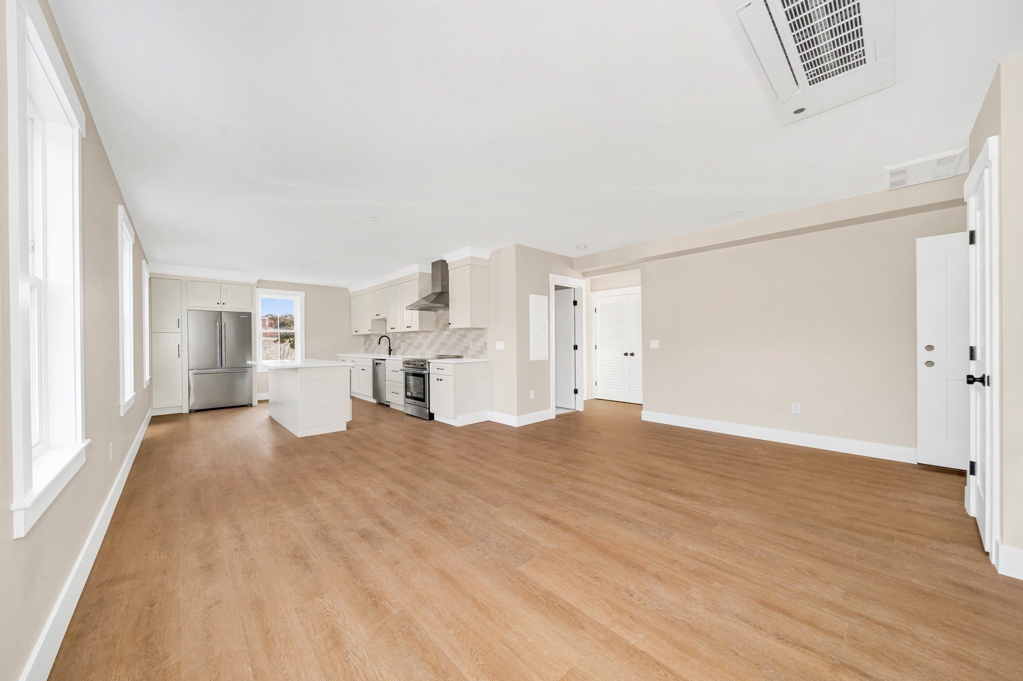 26 Friend Street #B, Amesbury, MA, 26 Friend Street #B, Amesbury, MA Photo #14