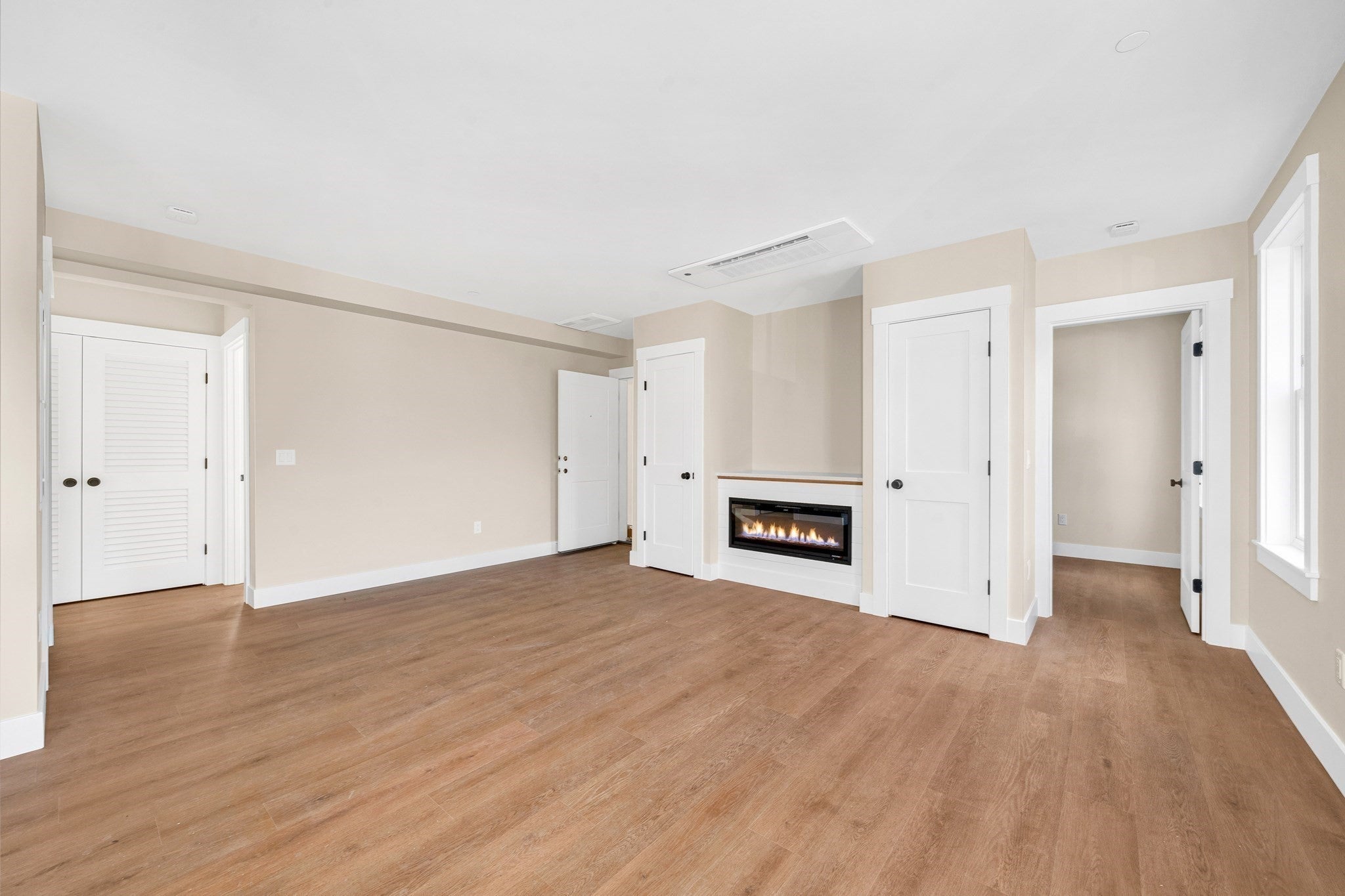 26 Friend Street #B, Amesbury, MA, 26 Friend Street #B, Amesbury, MA Photo #16