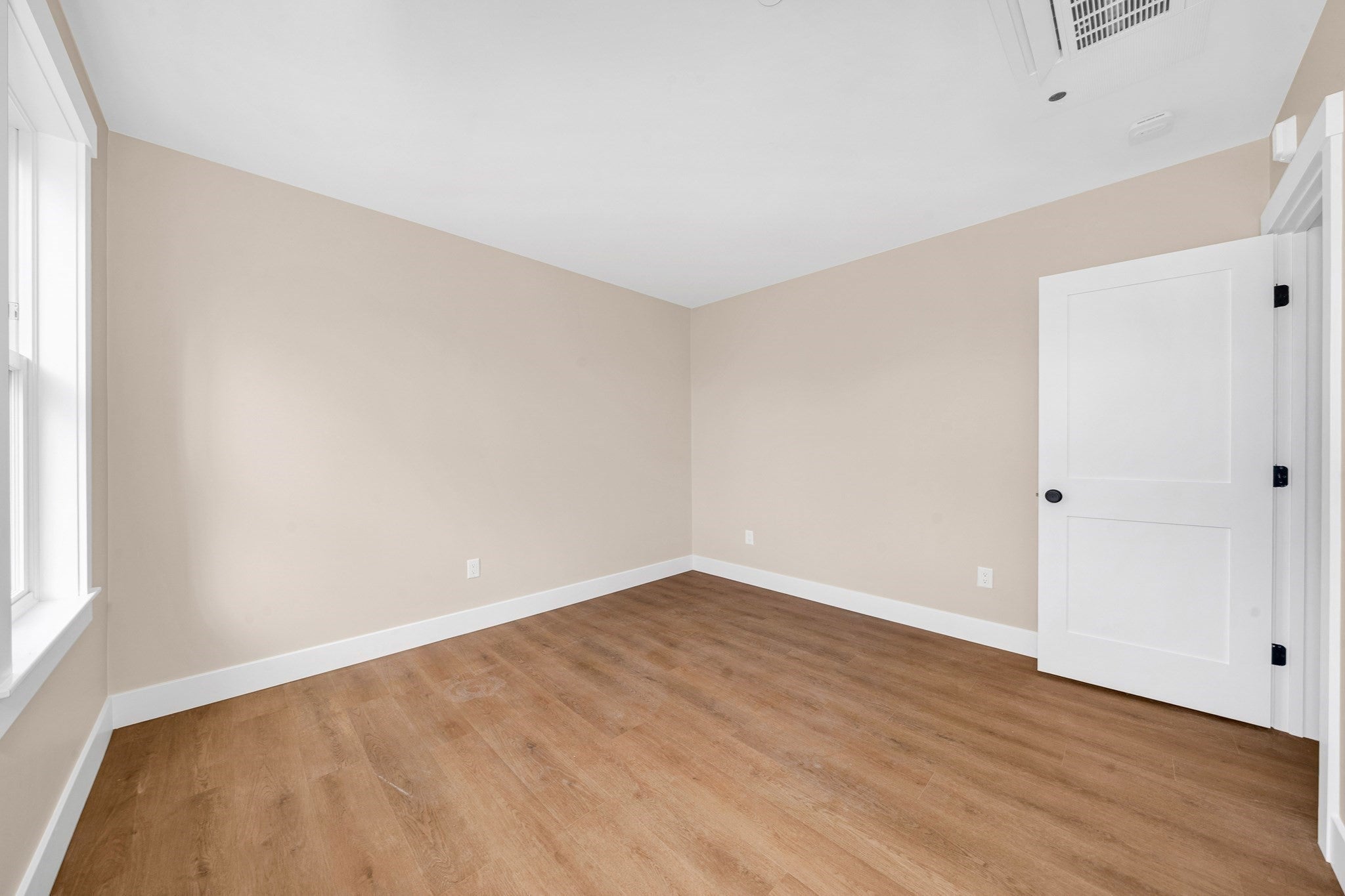 26 Friend Street #B, Amesbury, MA, 26 Friend Street #B, Amesbury, MA Photo #23