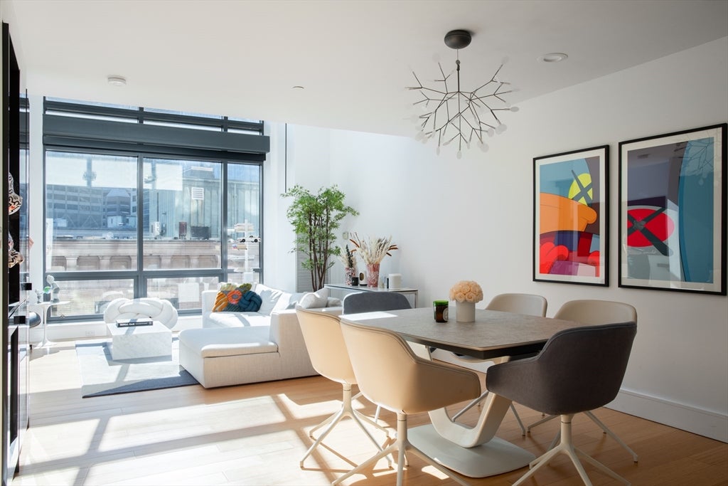 45 Province St 910