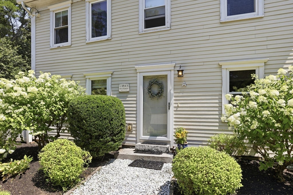 73 Gray Street A