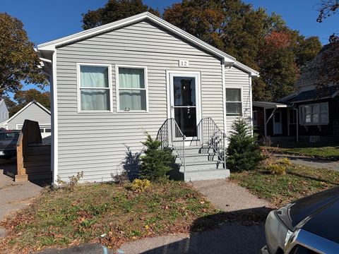 12 Oxford St. Taunton MA 02780