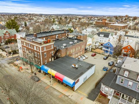 147 Highland Ave Somerville MA 02143