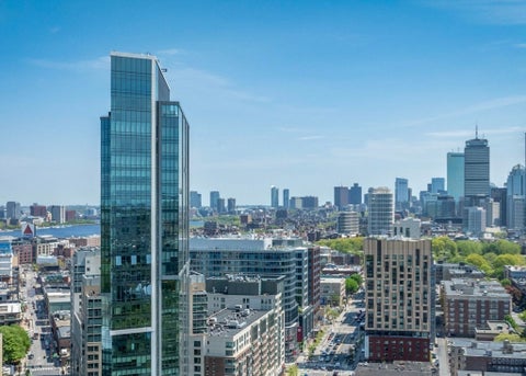Photo of 188 Brookline Ave #27H, Boston, MA 02215 (MLS # 73535518)