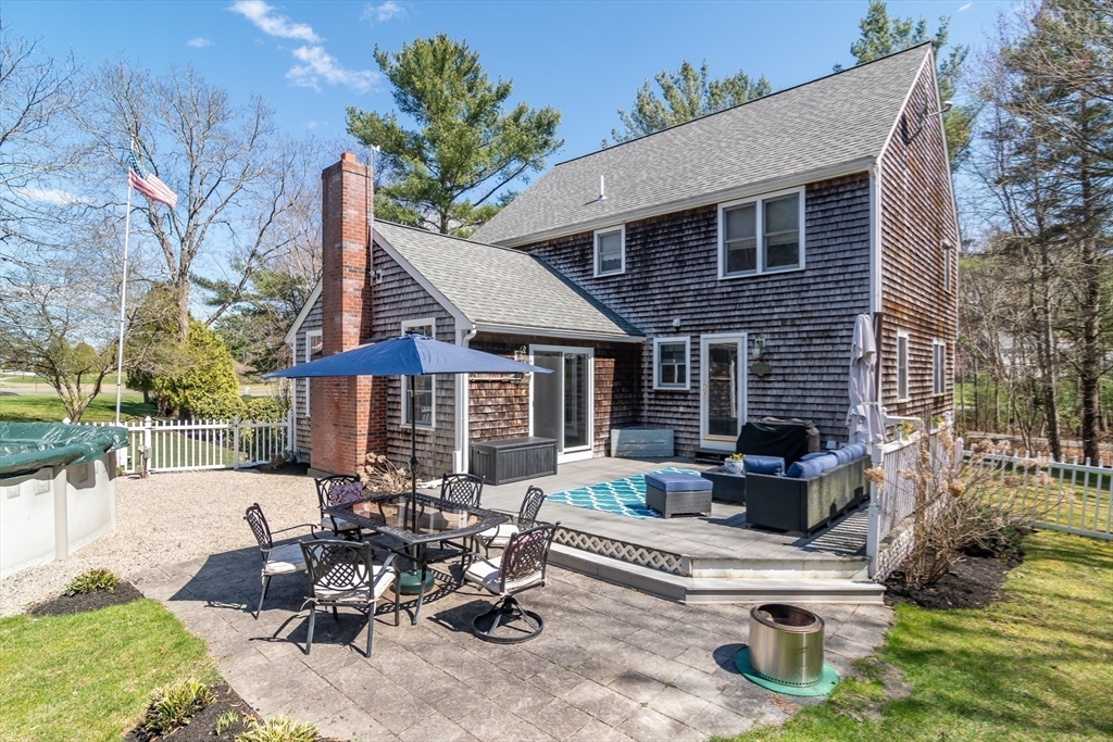 50 Fairway Dr