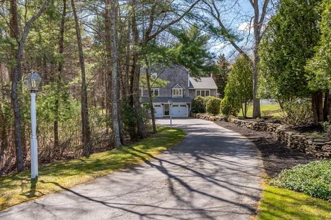 50 Fairway Dr Halifax MA 02338