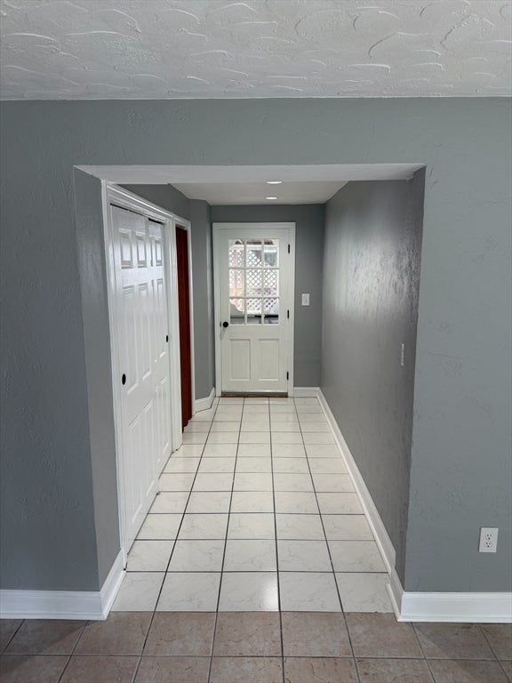 6 Canterbury Rd, Woburn, MA Photo #8