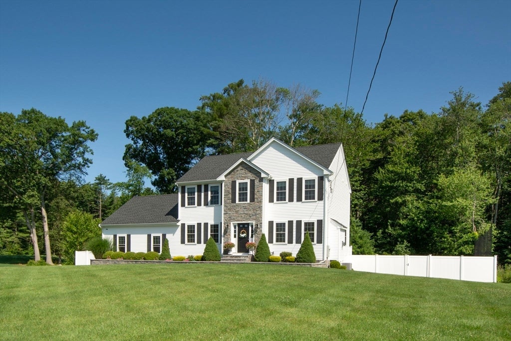 102 West Pond Street