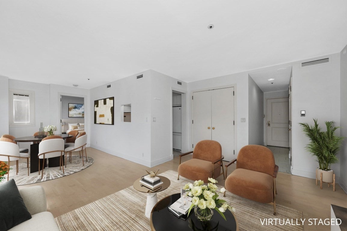 20 Rowes Wharf PH4