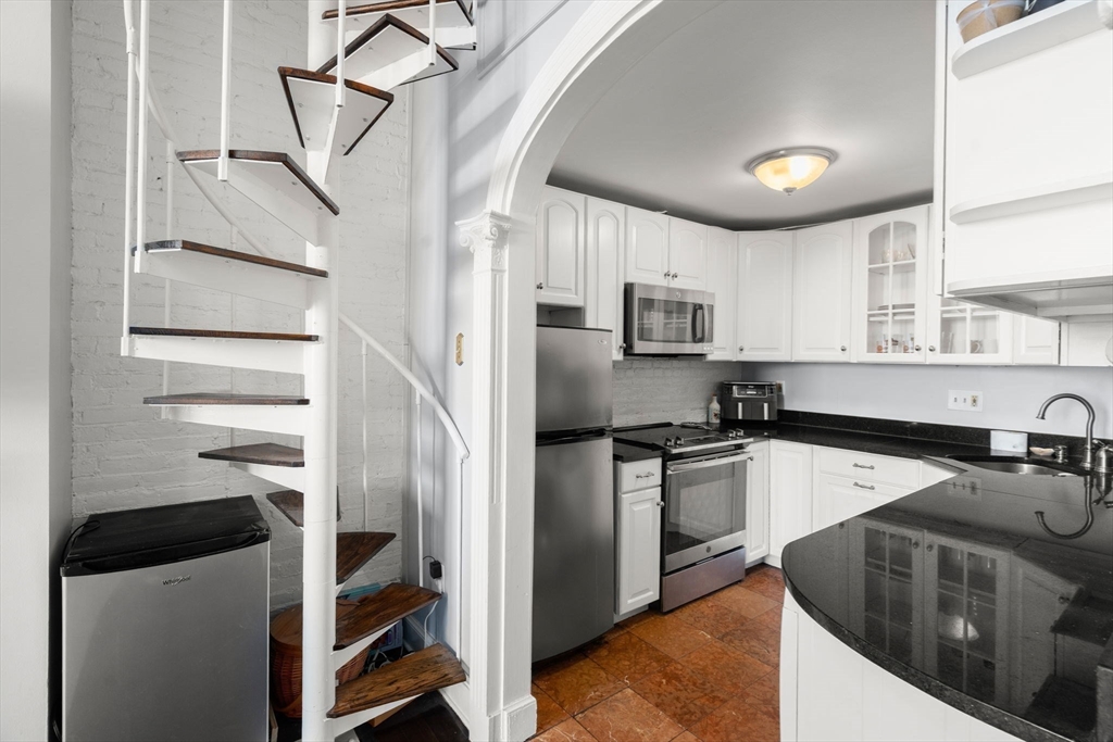 263 Commonwealth Ave 8