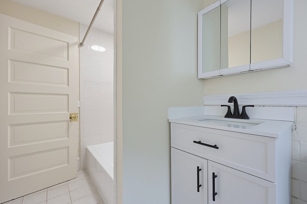 2 Edgar Terrace #3, Winthrop, MA, 2 Edgar Terrace #3, Winthrop, MA Photo #25
