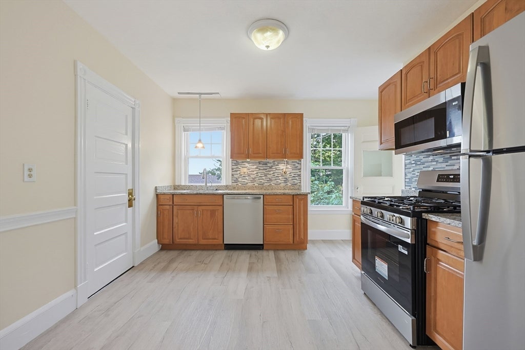 2 Edgar Terrace #3, Winthrop, MA, 2 Edgar Terrace #3, Winthrop, MA Photo #9