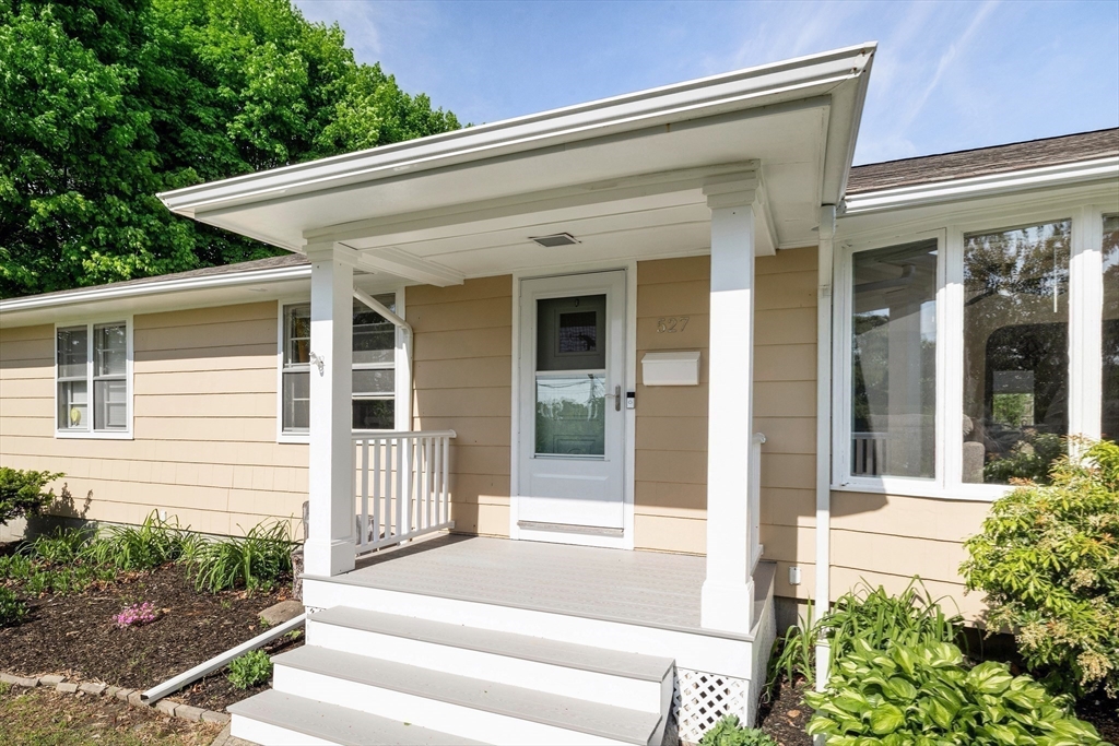 527 Brayton Ave