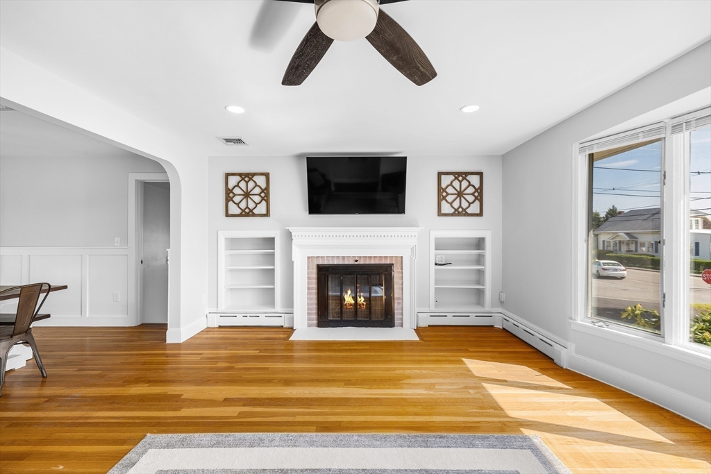 527 Brayton Ave