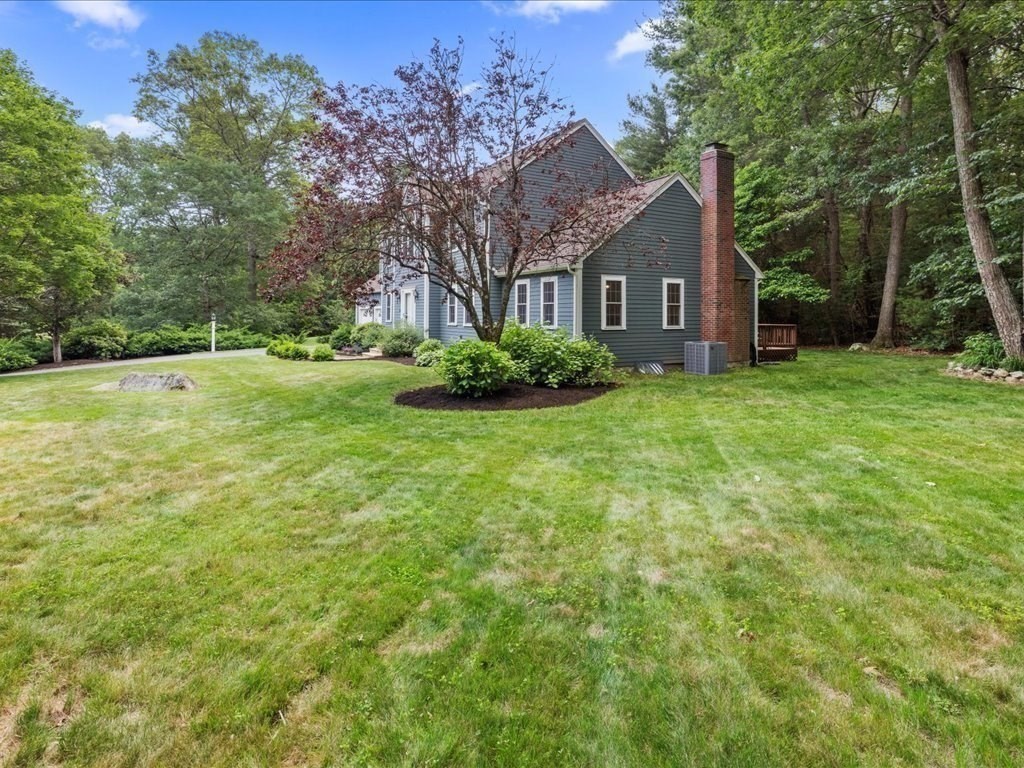 41 Nancy Dr