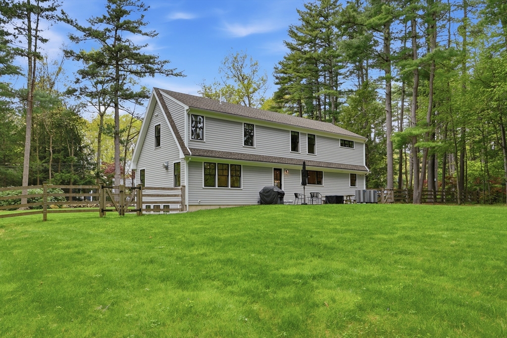 136 Holden Wood Rd