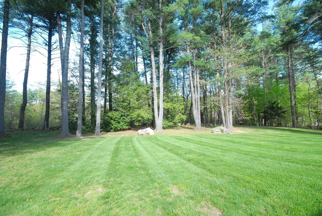 136 Holden Wood Rd