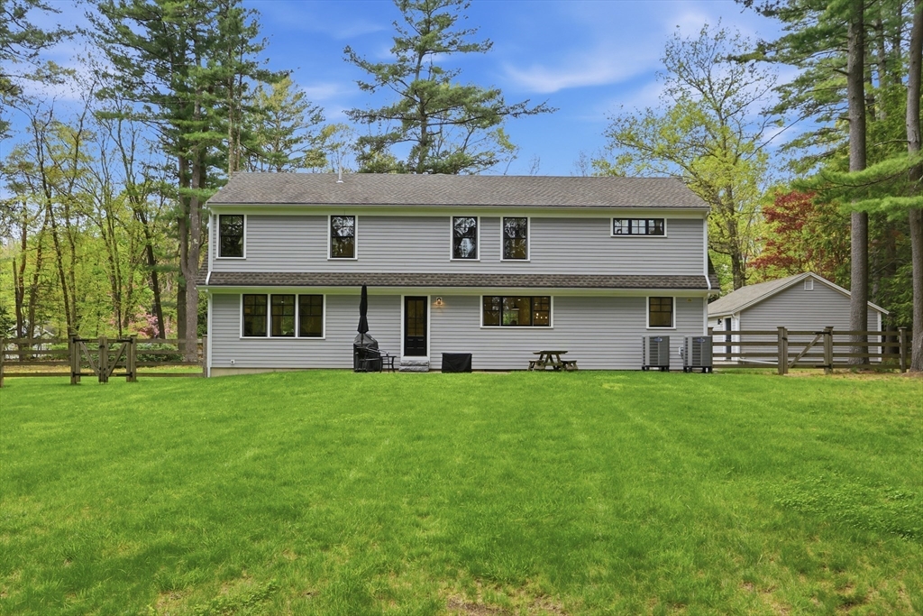 136 Holden Wood Rd