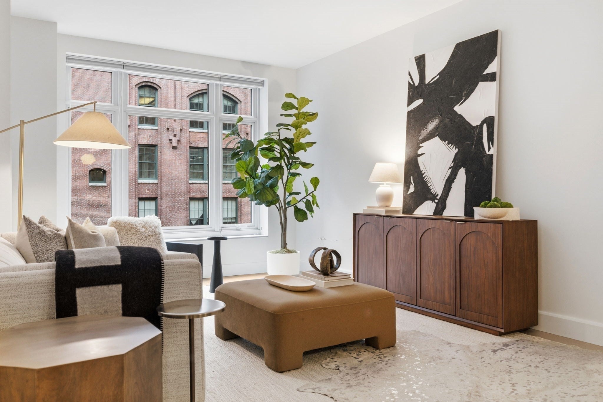 100 Lovejoy Wharf 7N, Boston MA 02114
