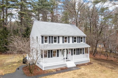 51 Concord Road Dracut MA 01826