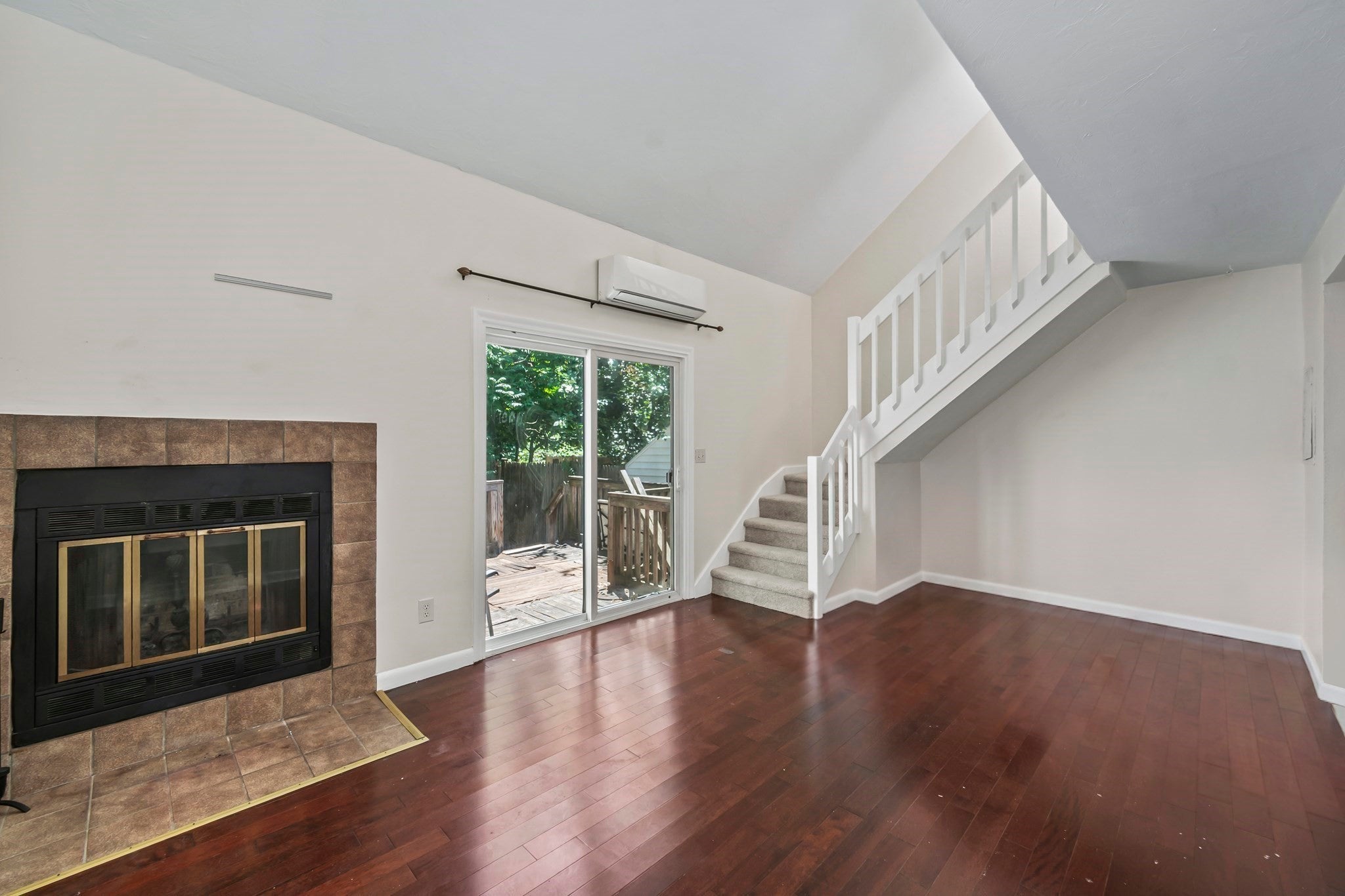 235 Lake St D, Weymouth MA 02189