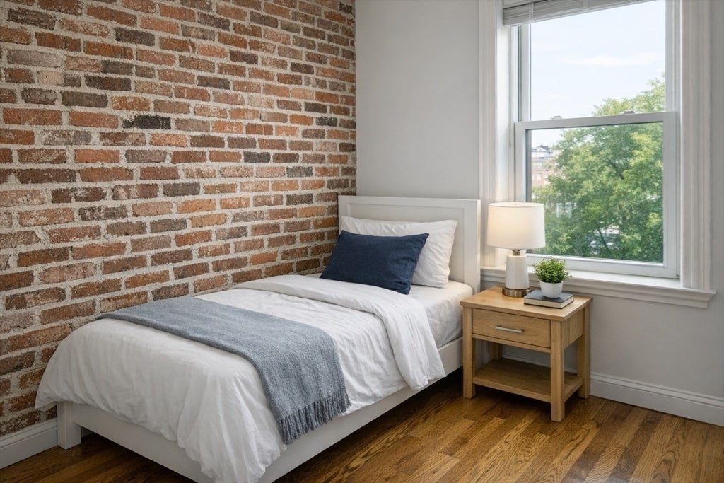 61 Phillips St #3, Boston, MA Photo #10