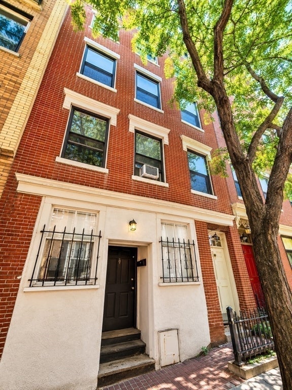 61 Phillips St #3, Boston, MA Photo #14