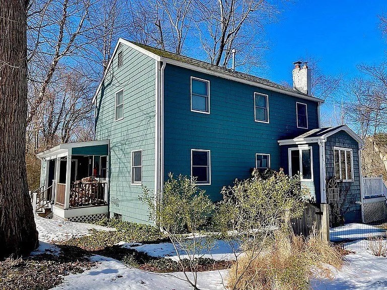 81 Riverview Cir, Wayland, MA Photo #21