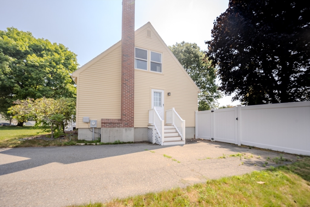 54 Shawna Street