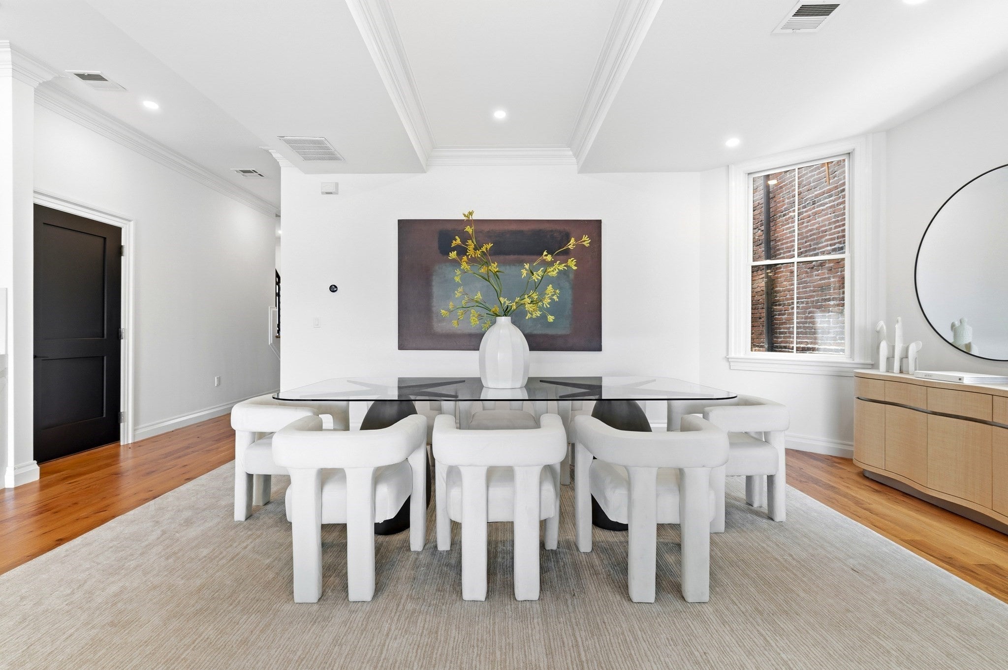 520 E Broadway
