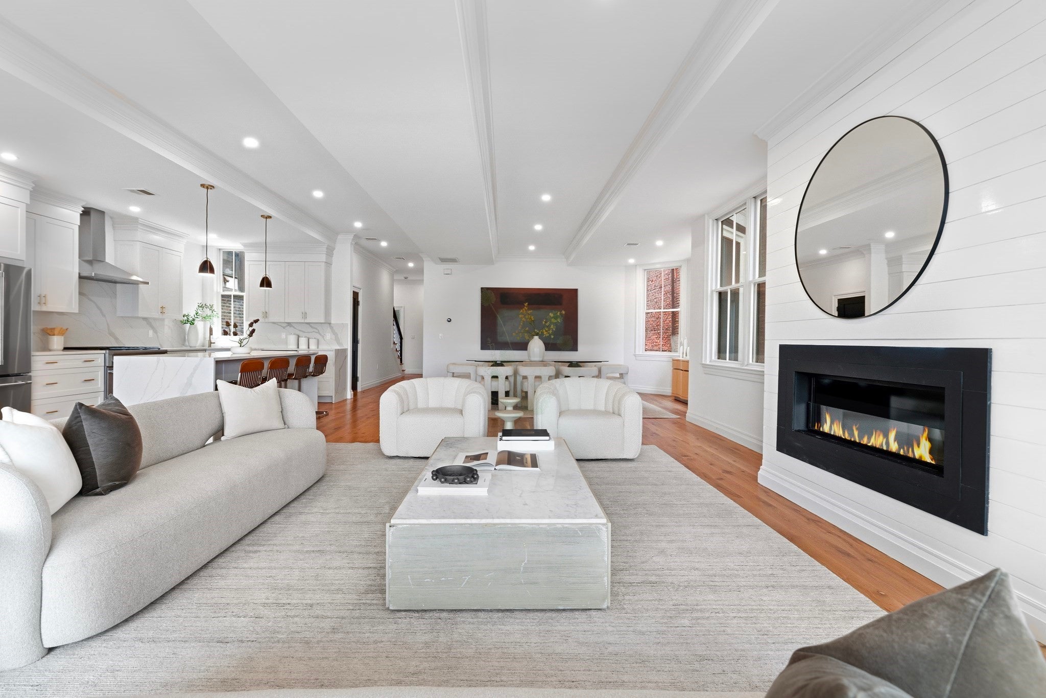 520 E Broadway
