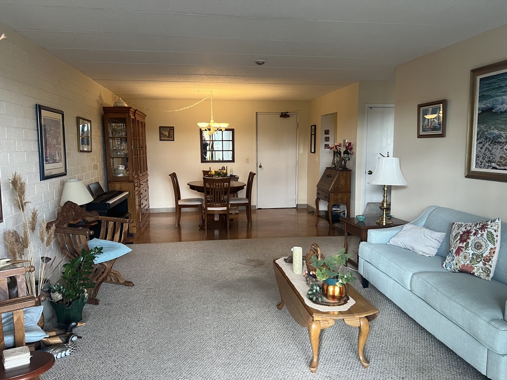 185 Quincy Shore Dr 75