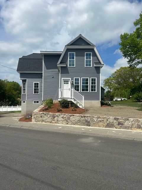 182 Russ St Randolph MA 02368