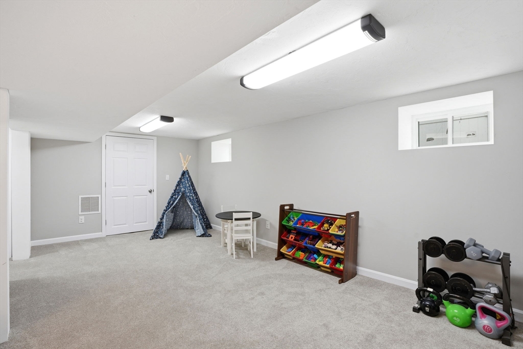11 Sherbrook St, Boston, MA Photo #24