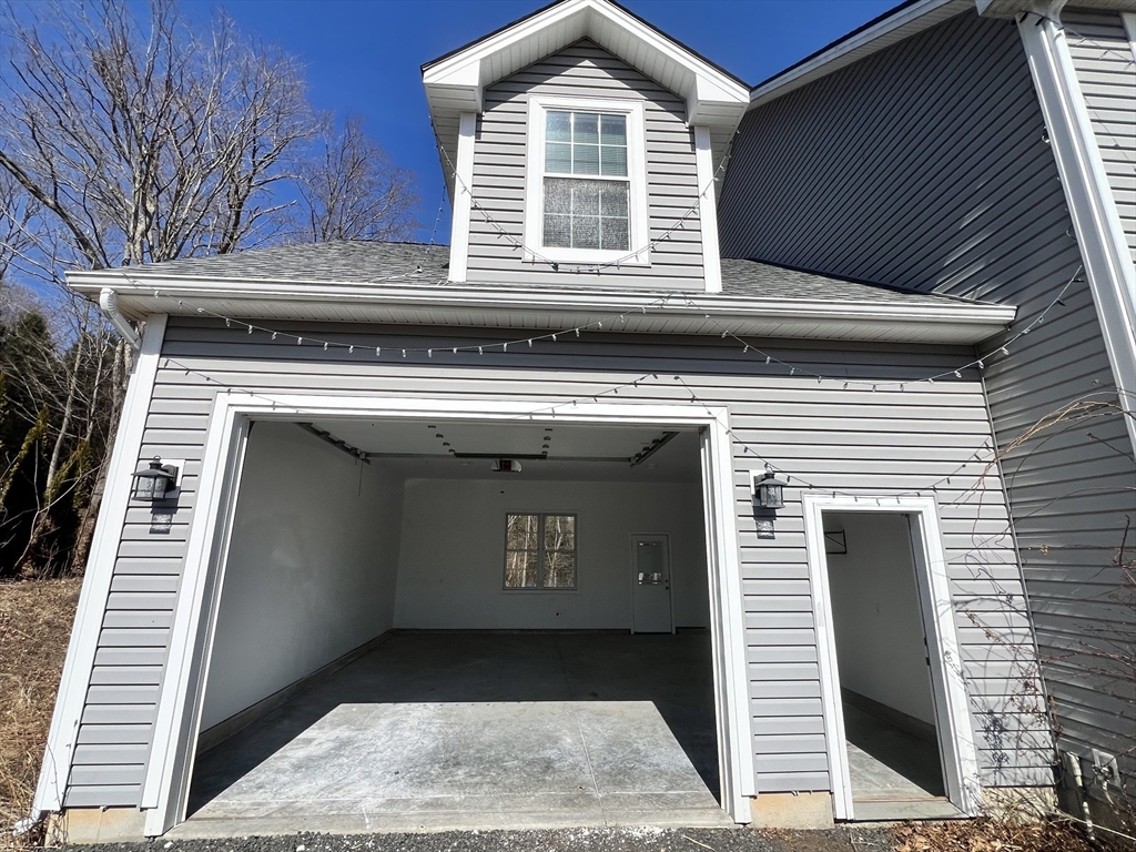 465 Montgomery Rd