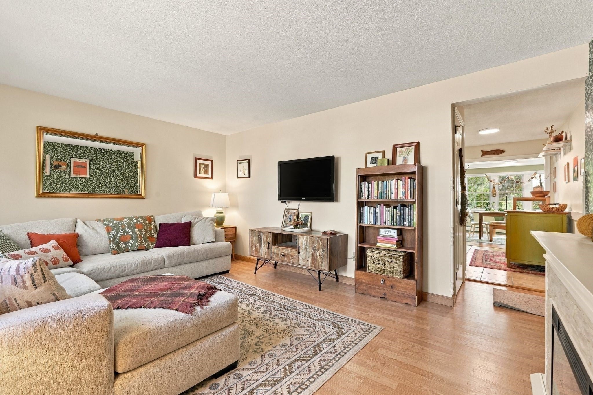 5 Maxine Cir
