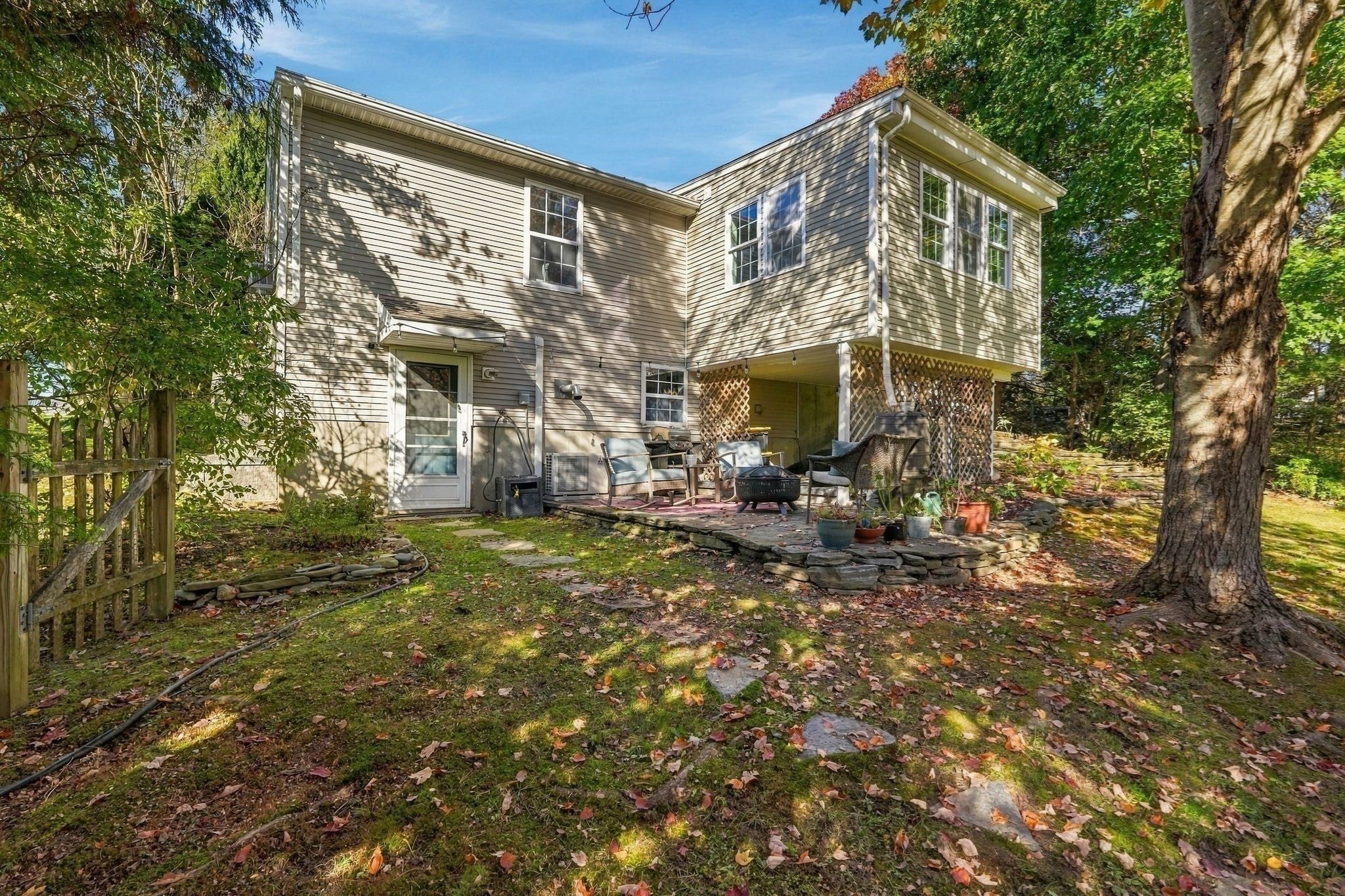 5 Maxine Cir, Easthampton, MA Photo #31